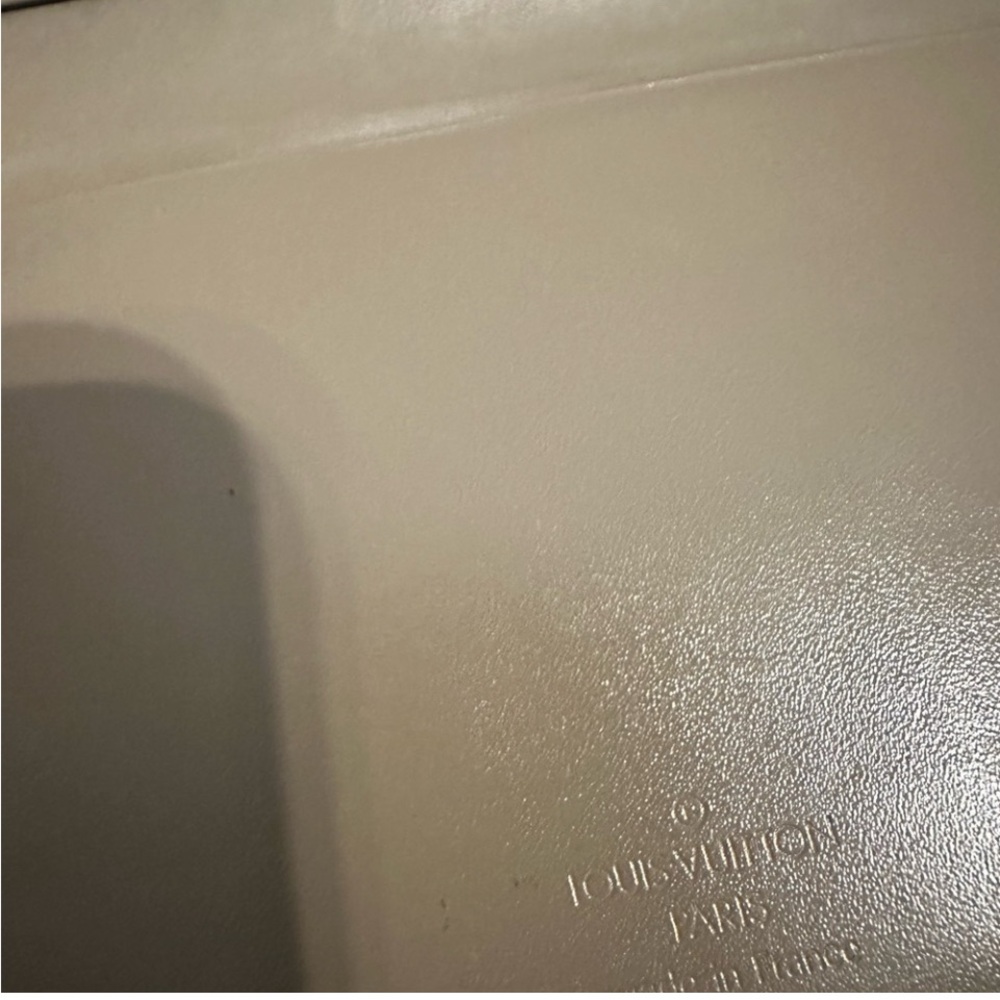 Louis Vuitton EPI Wallet - Picture 4 of 9